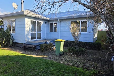 Photo of property in 27b Sutton Crescent, Papakura, 2110