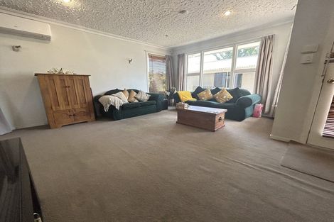 Photo of property in 1/12 Beatrice Place, Avonhead, Christchurch, 8042