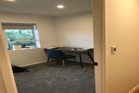 Photo of property in 1/1 Clearwater Cove, West Harbour, Auckland, 0618