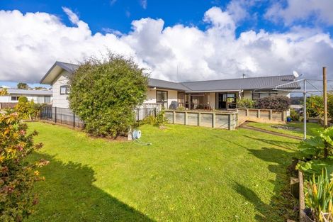 Photo of property in 194 Newcastle Road, Nawton, Hamilton, 3200