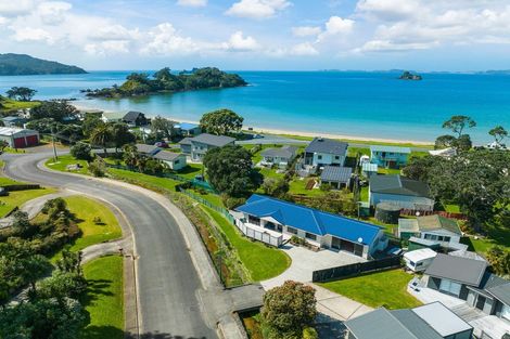 Photo of property in 9 Motutara Road, Oakura, Hikurangi, 0184