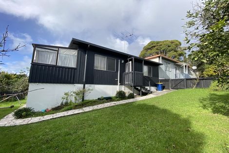 Photo of property in 2/14 Downing Street, Glenfield, Auckland, 0629