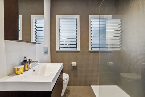 Photo of property in 34 William Denny Avenue, Westmere, Auckland, 1022