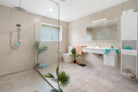 Photo of property in 620 Western Lake Road, Western Lake, Featherston, 5773