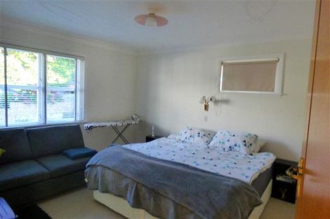Photo of property in 150 Vivian Street, New Plymouth, 4310