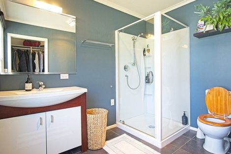 Photo of property in 13 Ormond Valley Road, Ormond, Gisborne, 4071