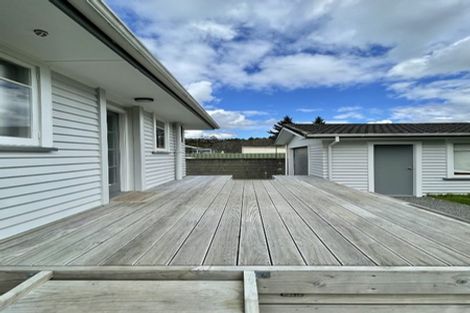 Photo of property in 21 Totara Park Road, Clouston Park, Upper Hutt, 5018
