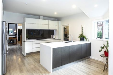 Photo of property in 36 Jacksons Road, Merivale, Christchurch, 8014