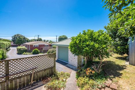 Photo of property in 126 Arawhata Road, Paraparaumu, 5032