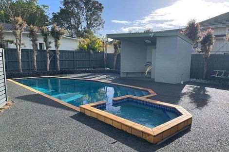 Photo of property in 11/1 Hillcrest Avenue, Hillcrest, Auckland, 0627