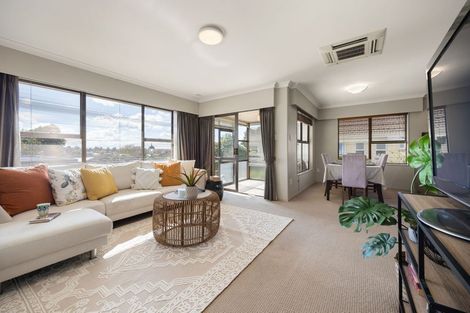 Photo of property in 5a Holden Avenue, Forest Lake, Hamilton, 3200