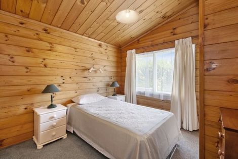 Photo of property in 64 Rangipoia Place, Turangi, 3334