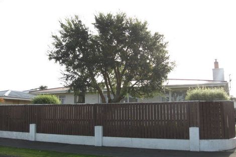 Photo of property in 27 Colman Avenue, Sockburn, Christchurch, 8042