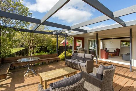 Photo of property in 10 Takamatua Beach Road, Takamatua, Akaroa, 7581