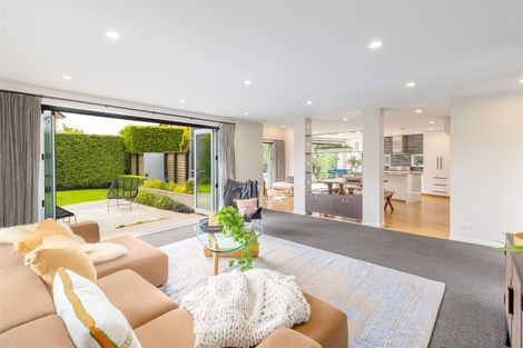 Photo of property in 51 Oxley Avenue, St Albans, Christchurch, 8014