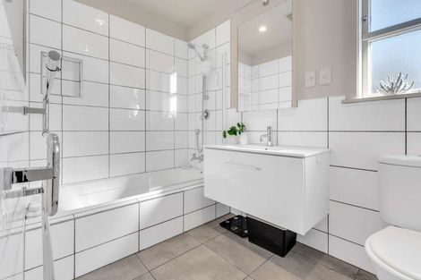 Photo of property in 18 Norrie Street, Feilding, 4702