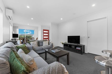 Photo of property in 101 Kuaka Drive, Takanini, 2112