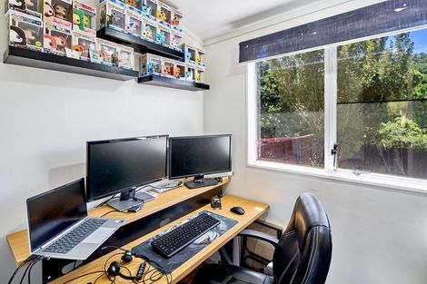 Photo of property in 26b Viewmont Drive, Harbour View, Lower Hutt, 5010