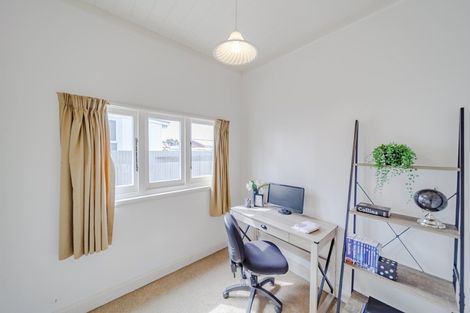 Photo of property in 227 Georges Drive, Napier South, Napier, 4110