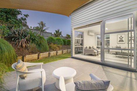 Photo of property in 26 Kukuwai Avenue, Red Beach, 0932