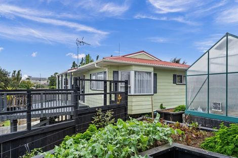 Photo of property in 6a Glover Place, Onerahi, Whangarei, 0110