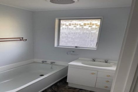 Photo of property in 27 Blomfield Street, Nawton, Hamilton, 3200