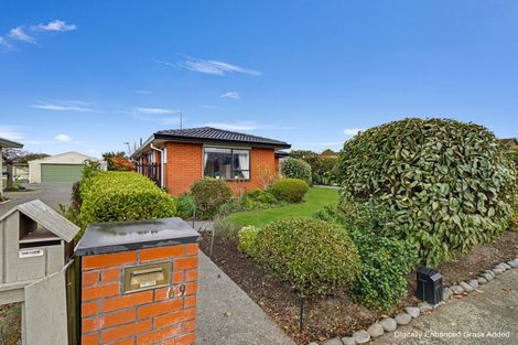 Photo of property in 69 Sarabande Avenue, Redwood, Christchurch, 8051