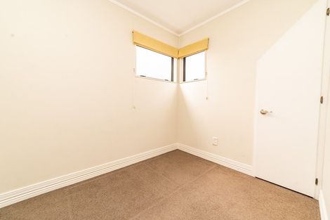 Photo of property in 6a Strowan Avenue, Fairfield, Hamilton, 3214