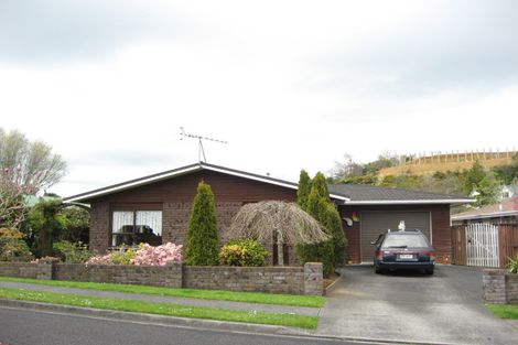 Photo of property in 4 Cedar Place, Westown, New Plymouth, 4310