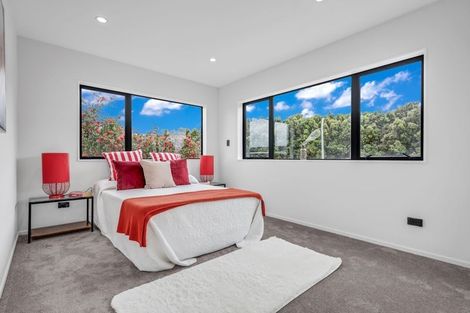 Photo of property in 54c Waimai Avenue, Weymouth, Auckland, 2103