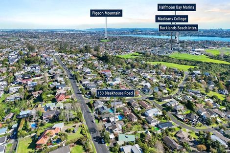 Photo of property in 150 Bleakhouse Road, Mellons Bay, Auckland, 2014