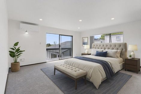 Photo of property in 34 Capilano Place, Glenfield, Auckland, 0629