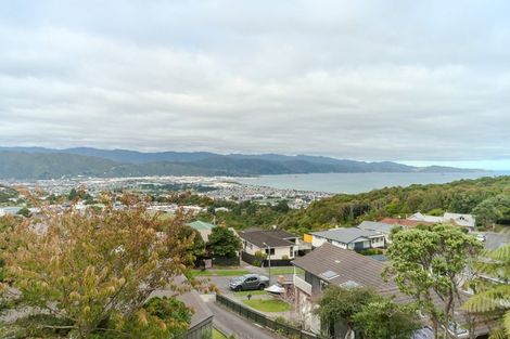 Photo of property in 60 Acacia Avenue, Maungaraki, Lower Hutt, 5010