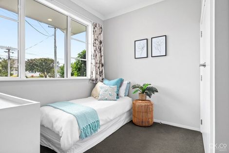 Photo of property in 13 John Street, Trentham, Upper Hutt, 5018