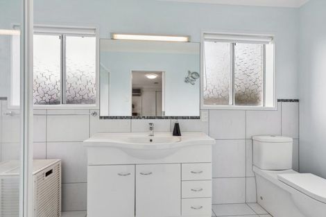 Photo of property in 5 Parkvale Road, Otumoetai, Tauranga, 3110
