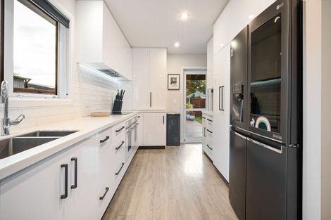 Photo of property in 137 Harris Crescent, Papanui, Christchurch, 8053