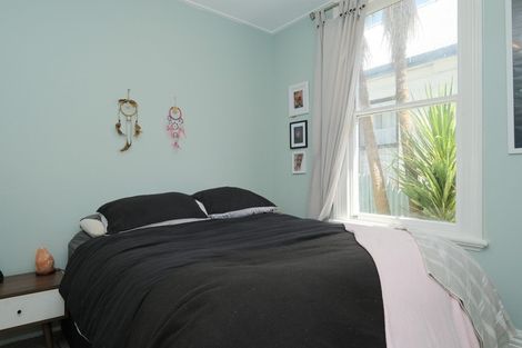 Photo of property in 17 Helena Street, Forbury, Dunedin, 9012