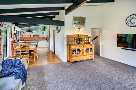 Photo of property in 6 Tortola Crescent, Grenada Village, Wellington, 6037