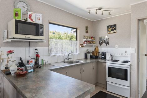 Photo of property in 16 Cousins Avenue East, Foxton Beach, Foxton, 4815