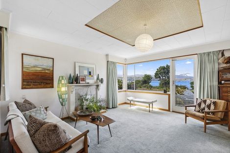 Photo of property in 130 Breaker Bay Road, Breaker Bay, Wellington, 6022