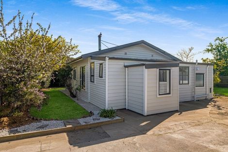 Photo of property in 327a Breezes Road, Aranui, Christchurch, 8061