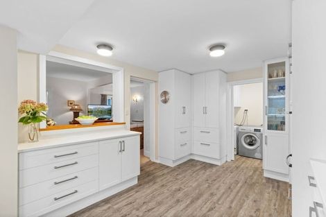 Photo of property in 24 Snowdon Road, Fendalton, Christchurch, 8052