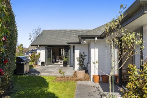 Photo of property in 17 Glencullen Drive, Casebrook, Christchurch, 8051