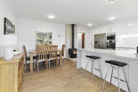 Photo of property in 142 Kahu Road, Paremata, Porirua, 5024