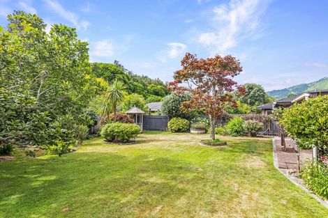 Photo of property in 44 Awanui Drive, Waikanae, 5036