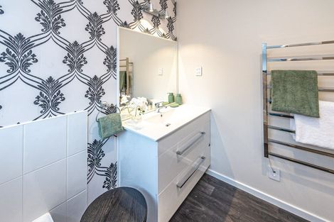 Photo of property in 1 Loader Place, Tawhero, Whanganui, 4501