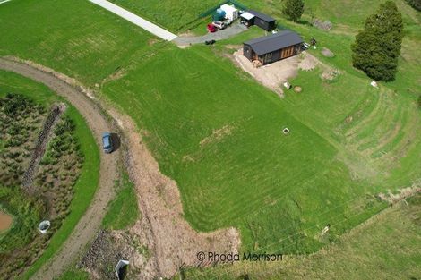 Photo of property in 12 Arahanga Road, Paparoa, 0571