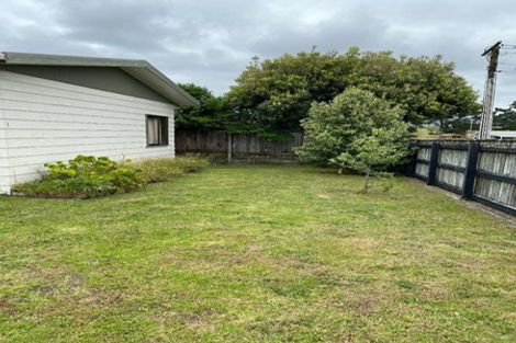 Photo of property in 3 Hodgkins Road, Waikanae Beach, Waikanae, 5036