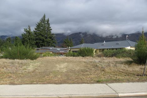 Photo of property in 3 Baker Grove, Wanaka, 9305