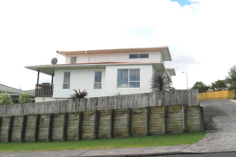 Photo of property in 1/41 Sungrove Rise, Sunnyvale, Auckland, 0612